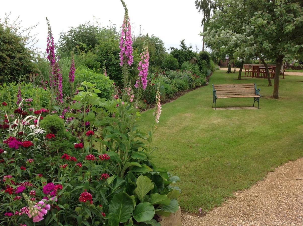 Hollyhock Cottage, Clematis Cottages, Stamford Eksteriør billede